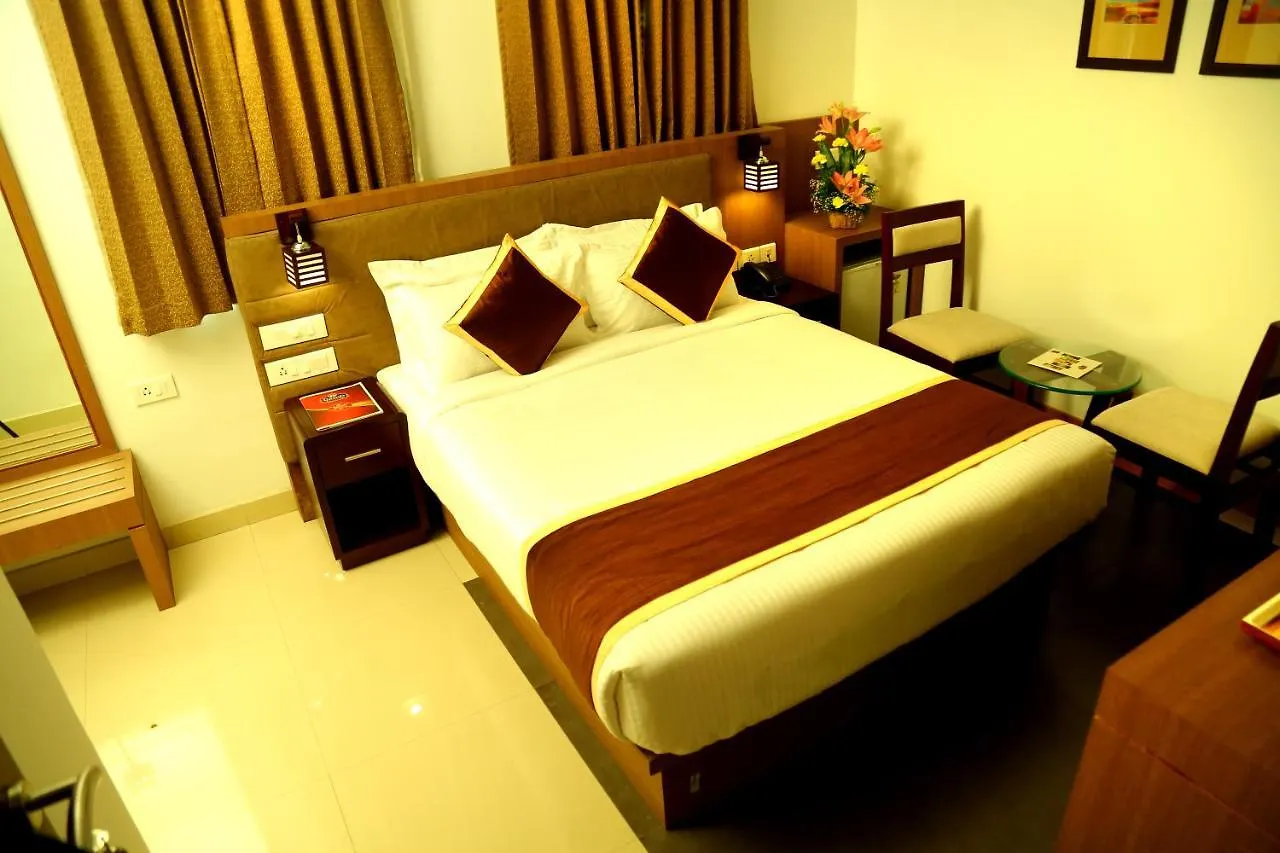 Hotel De Grand كاليكوت